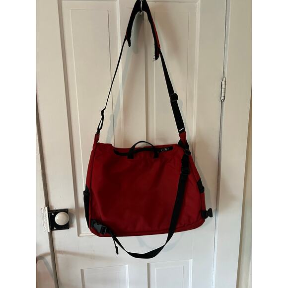 Patagonia messenger bag computer bag red vintage shoulder sling travel tote - Picture 2 of 13
